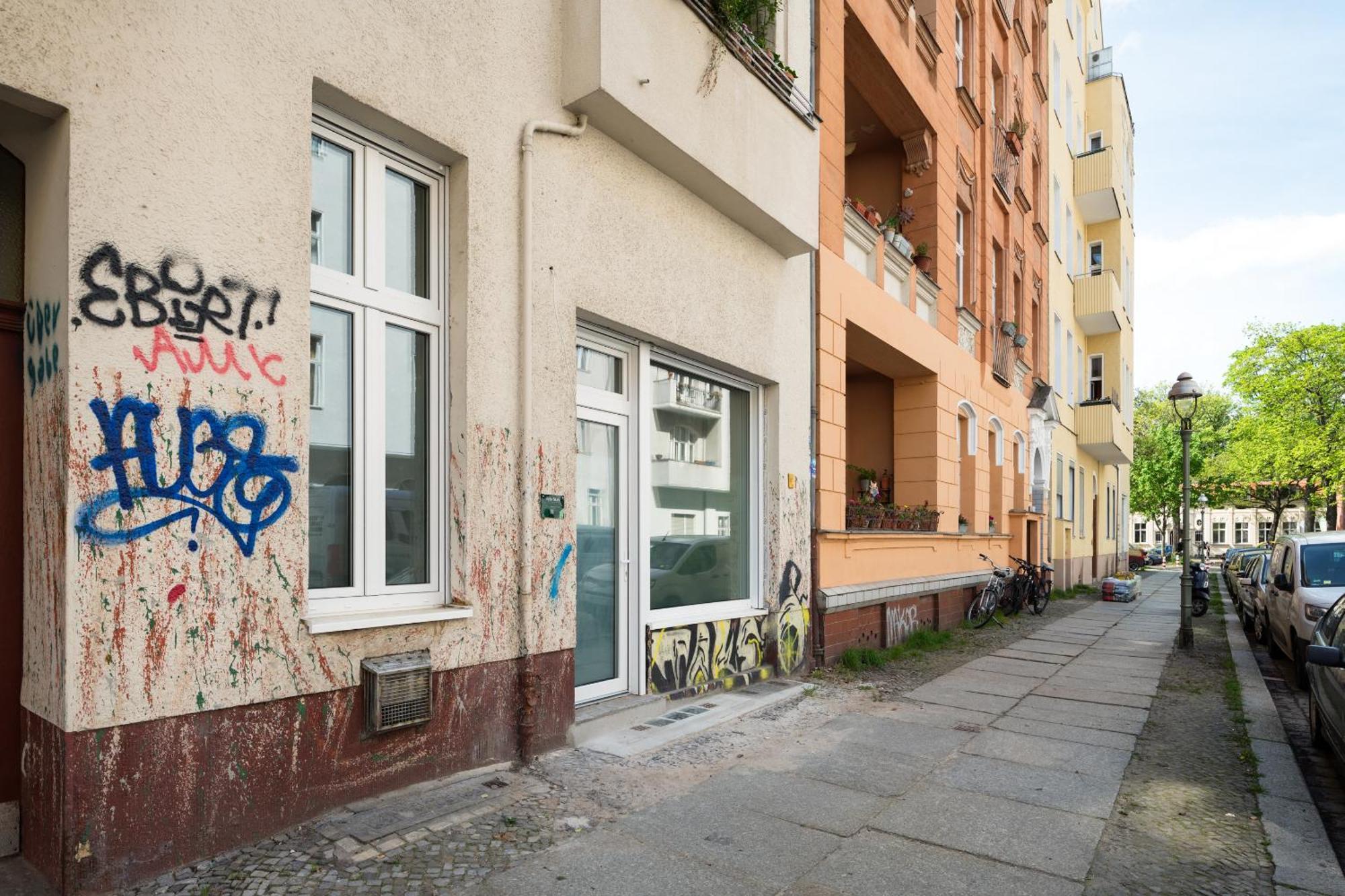 Im Herzen Von Kreuzberg - Perfekt Gelegen Fuer Bis Zu 8 Personen Berlijn Buitenkant foto
